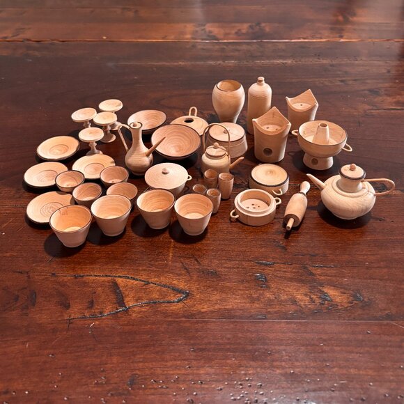 Miniature Dollhouse Wooden Kitchenware Dish Cooking Set 36 pieces - Picture 4 of 5